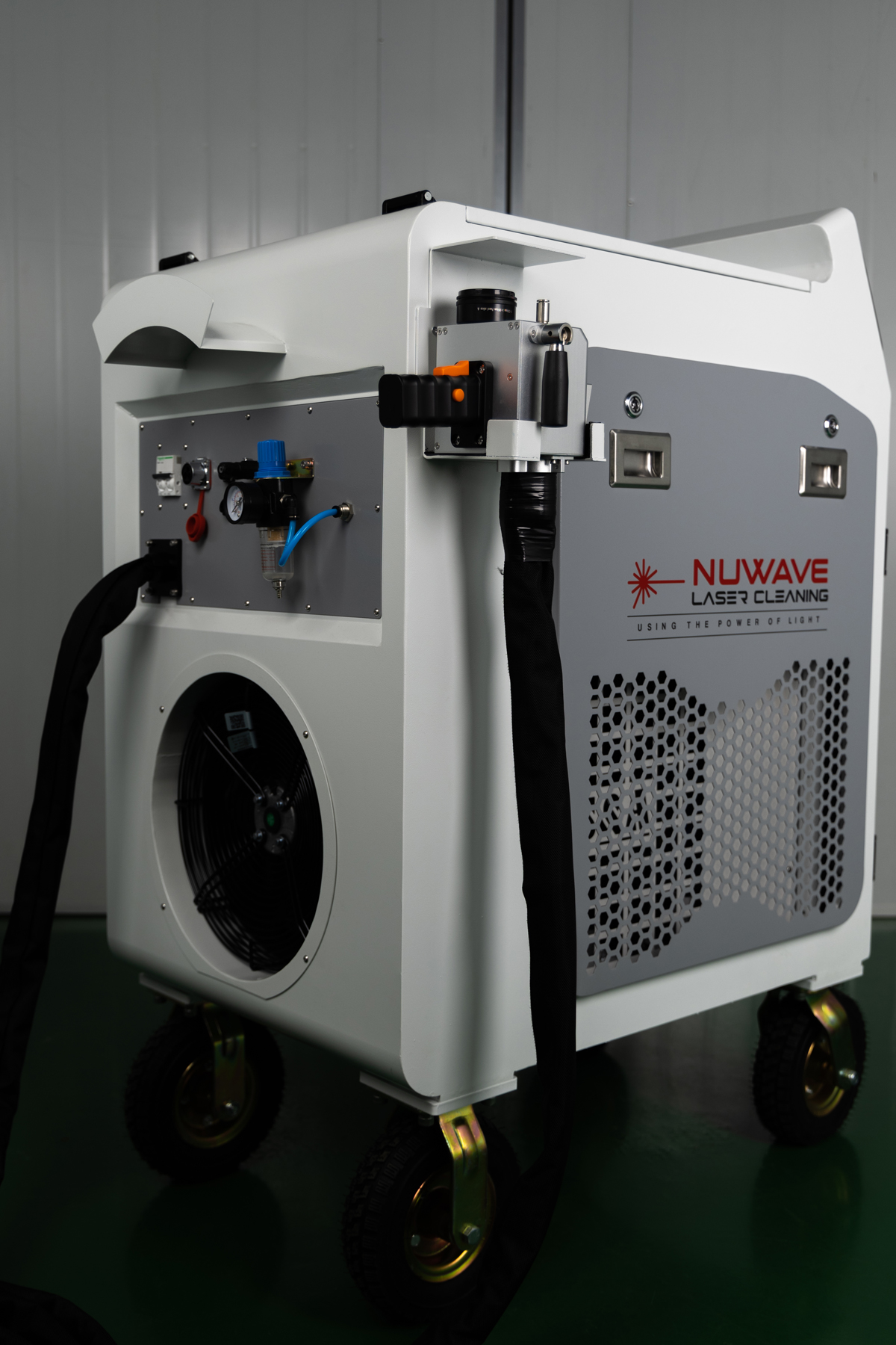 Pulse-Laser-1000w-Laser-Back-View | NuwaveLaser.com